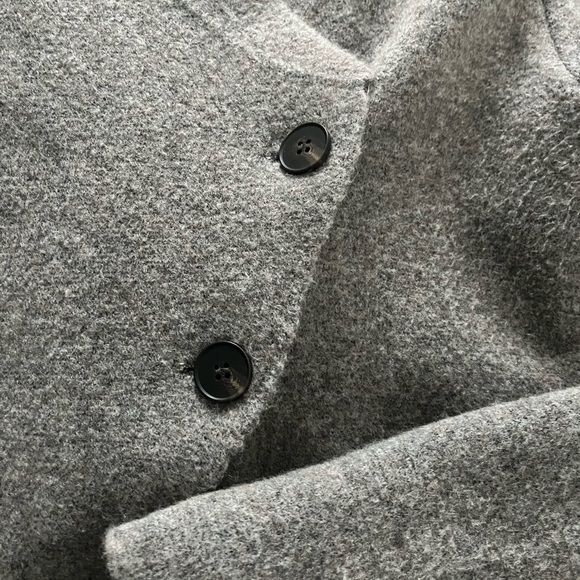 Zara 2-piece skirt and cardigan, beige/grey, Size L. - Picture 7 of 7